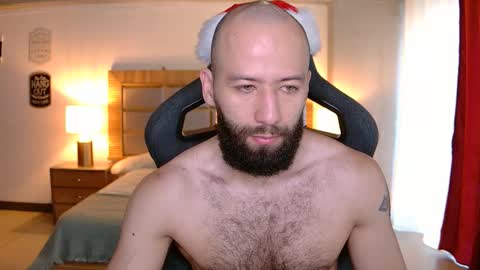 Justin online show from December 19, 12:00 pm