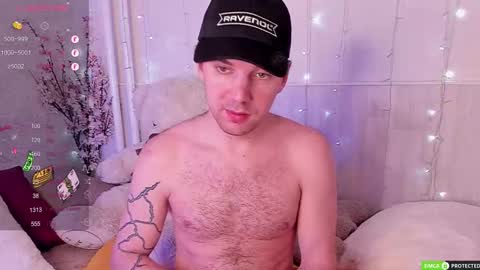 Arthur online show from November 5, 9:00 am