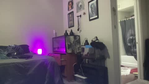 JustinCase online show from July 10, 8:08 am