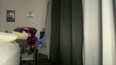 JustinCase online show from April 12, 12:09 pm