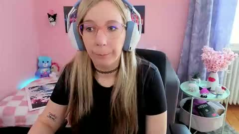 Kerry online show from April 23, 8:33 am