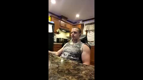 justus0624 online show from April 2, 1:24 am