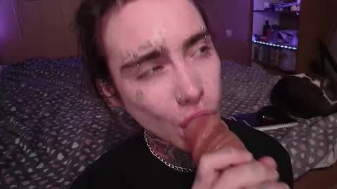 Juuzou hehim u can call me Juz online show from March 27, 2:07 pm