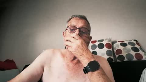 Arthur01750 online show from July 23, 10:35 am