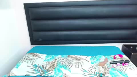 Jynx Miller online show from October 1, 12:43 am