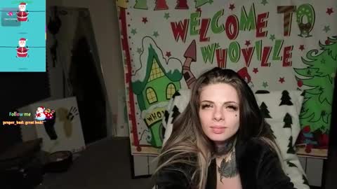 K8X4U LOVE ME online show from December 17, 5:14 am