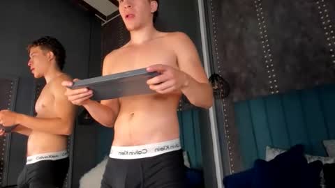 KAEL online show from November 4, 12:28 pm