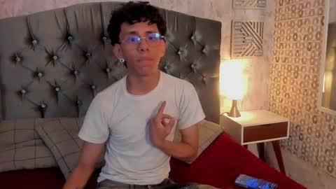 kai online show from February 5, 3:10 am