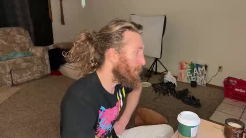 Kaiku77 online show from February 19, 5:34 pm