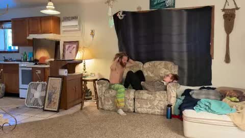 Kaiku77 online show from February 13, 8:34 pm