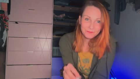 Kailee Smile online show from April 8, 4:26 am