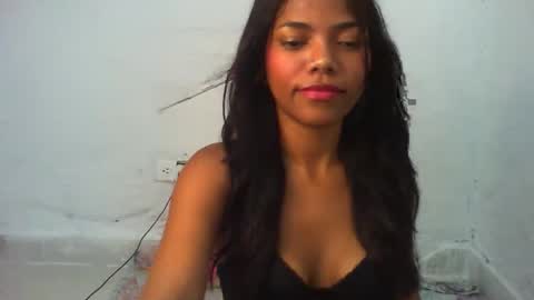 kailyn_ross online show from May 20, 2:08 am