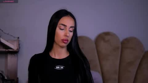 Snapshot of kairaandrews chatting on February 11, 7:27 pm Kaira online show from February 11, 7:27 pm