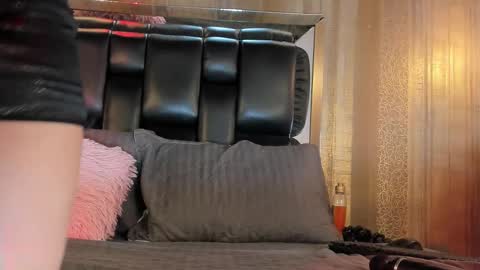 Kairy online show from October 8, 8:15 pm