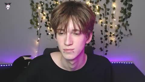 slutkai online show from October 27, 9:04 pm