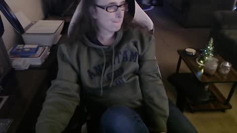 Camprincess331 online show from December 2, 1:18 am