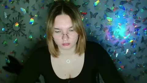 Snapshot of kaitlin_kk chatting on September 19, 9:24 am Kaitlin online show from September 19, 9:24 am