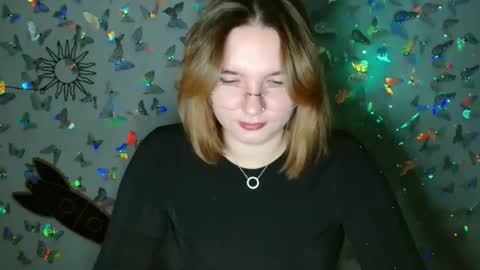 Snapshot of kaitlin_kk chatting on September 28, 10:24 am Kaitlin online show from September 28, 10:24 am