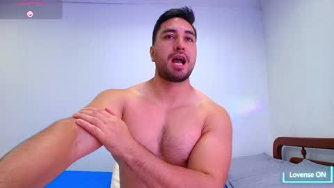 Thomas online show from February 6, 11:29 pm