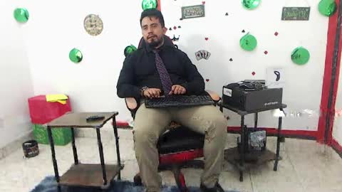 Kaleth online show from April 15, 7:58 pm