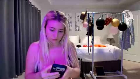 Kaliii jones online show from January 17, 12:09 am