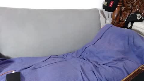 kamenov00 online show from February 9, 2:17 am