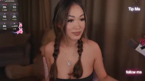 kamilee__xo online show from July 11, 10:02 pm