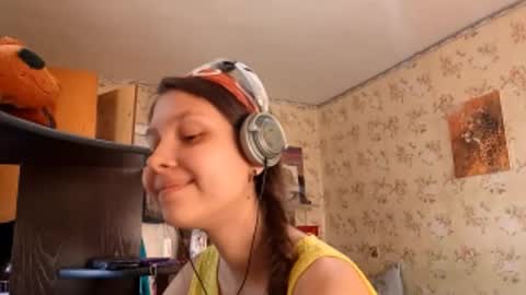 Mari  Simmons online show from September 27, 7:06 am