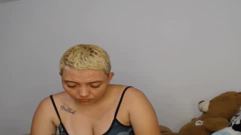 kammy   y   camila online show from February 2, 11:23 pm