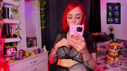 hello  Im Danni online show from December 16, 1:39 pm