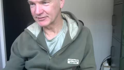 Robbie online show from February 15, 7:51 am