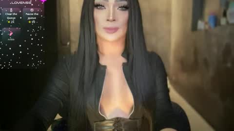 Snapshot of kardeyfynes chatting on October 9, 7:58 am MARIA online show from October 9, 7:58 am