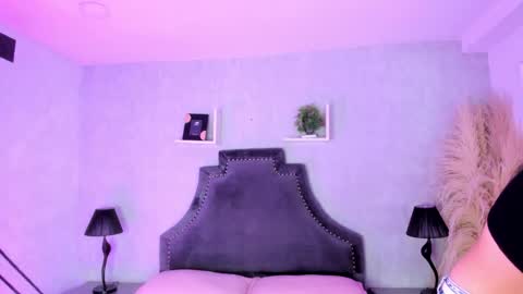 Karely online show from March 19, 1:16 pm