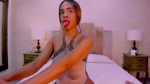 KarenNewman online show from December 16, 2:30 am