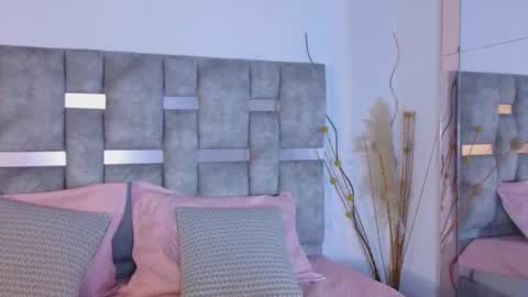 kariina_wong online show from November 4, 8:21 pm