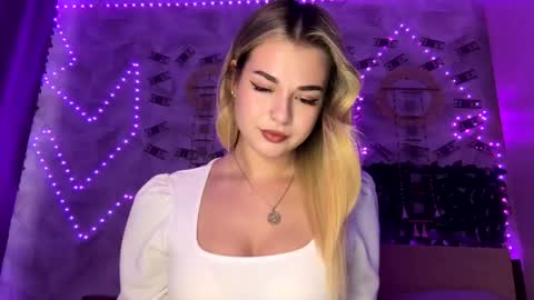 Karina online show from April 24, 11:01 am