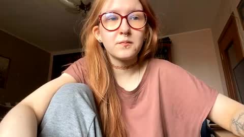 Karina online show from April 19, 7:42 am