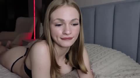karinchik544 online show from April 26, 5:43 pm
