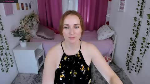 Karina  online show from May 7, 4:03 pm
