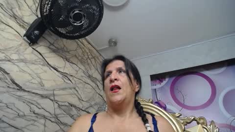 Karito online show from November 14, 11:56 am