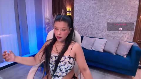 Karlaa online show from March 8, 8:03 pm