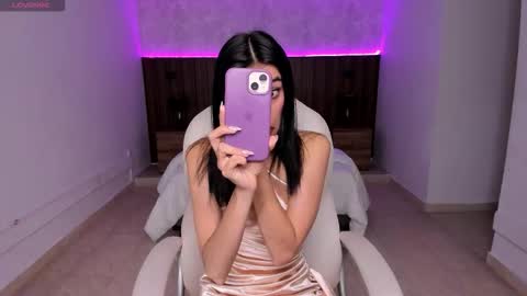 Karlaa  online show from December 14, 11:38 am