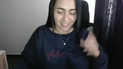 Karla Giraldo online show from May 29, 5:22 pm
