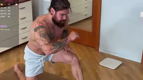 Karlos and Louis online show from September 27, 1:20 pm