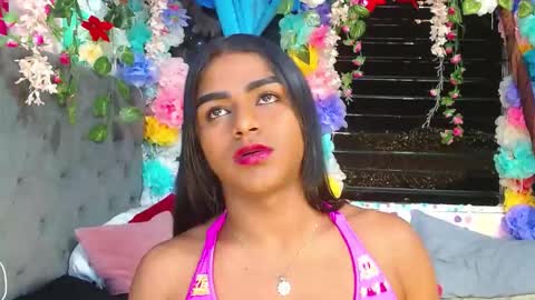 KARLY.  online show from October 19, 5:34 am