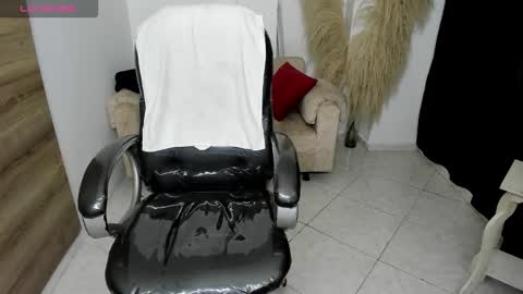 KARLYE online show from February 18, 2:22 am