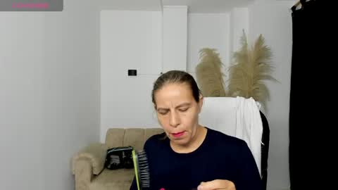 KARLYE online show from April 21, 3:35 am