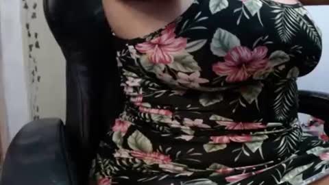 karol0022 online show from May 21, 12:33 pm