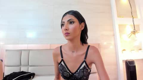 Snapshot of karol_lewiss chatting on October 16, 11:54 am KAROL LEWIS online show from October 16, 11:54 am