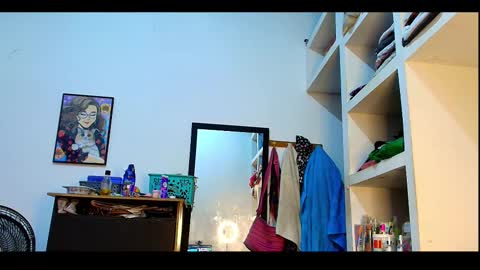    online show from March 25, 1:23 am